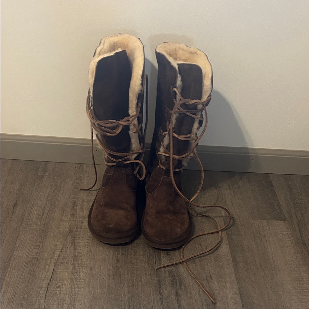 UGG Brown Suede Shearling Lace-Up Women's Winter Boots